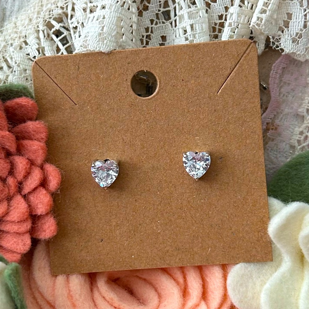 NWT Silver Plated Diamond Heart Stud Earrings